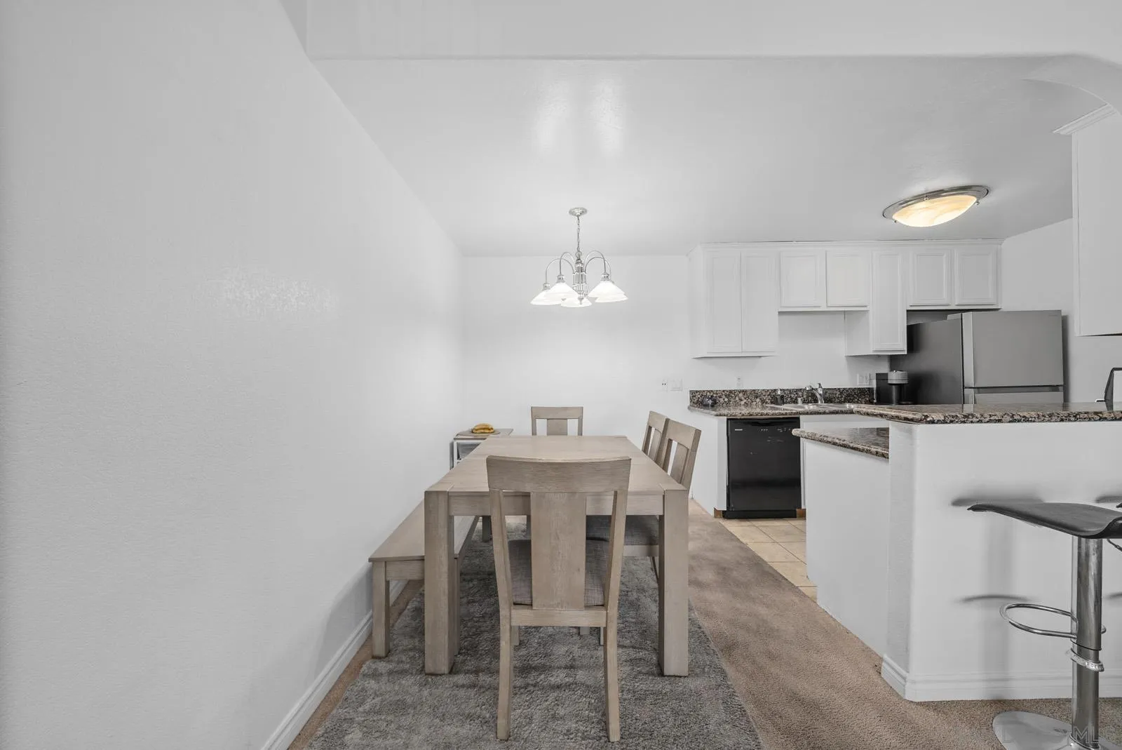 Photo #7: 250044684 Listing: Photo #7