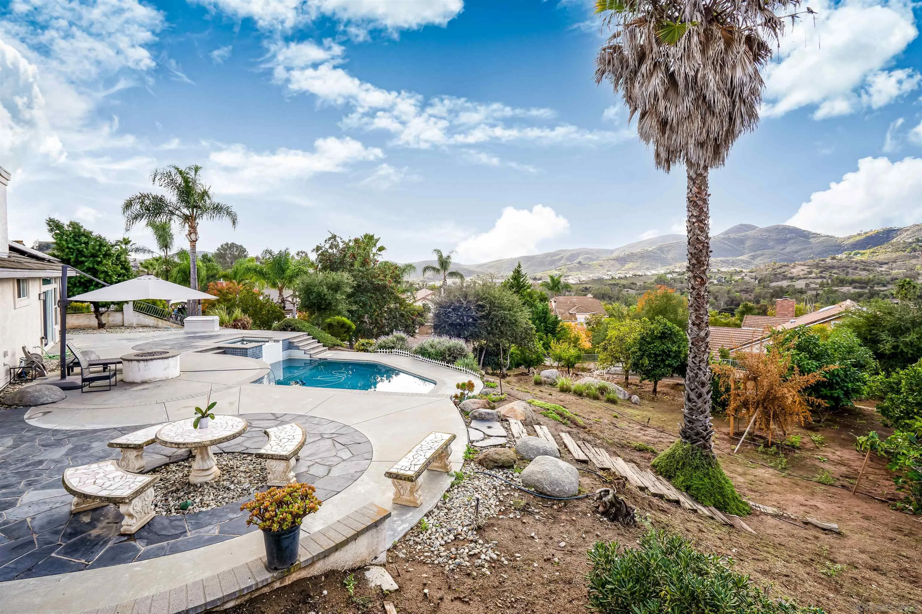 https://cdn.realtyfeed.com/cdn/127/250044688/612dbc247a02a6e24636203fb8b86228.webp