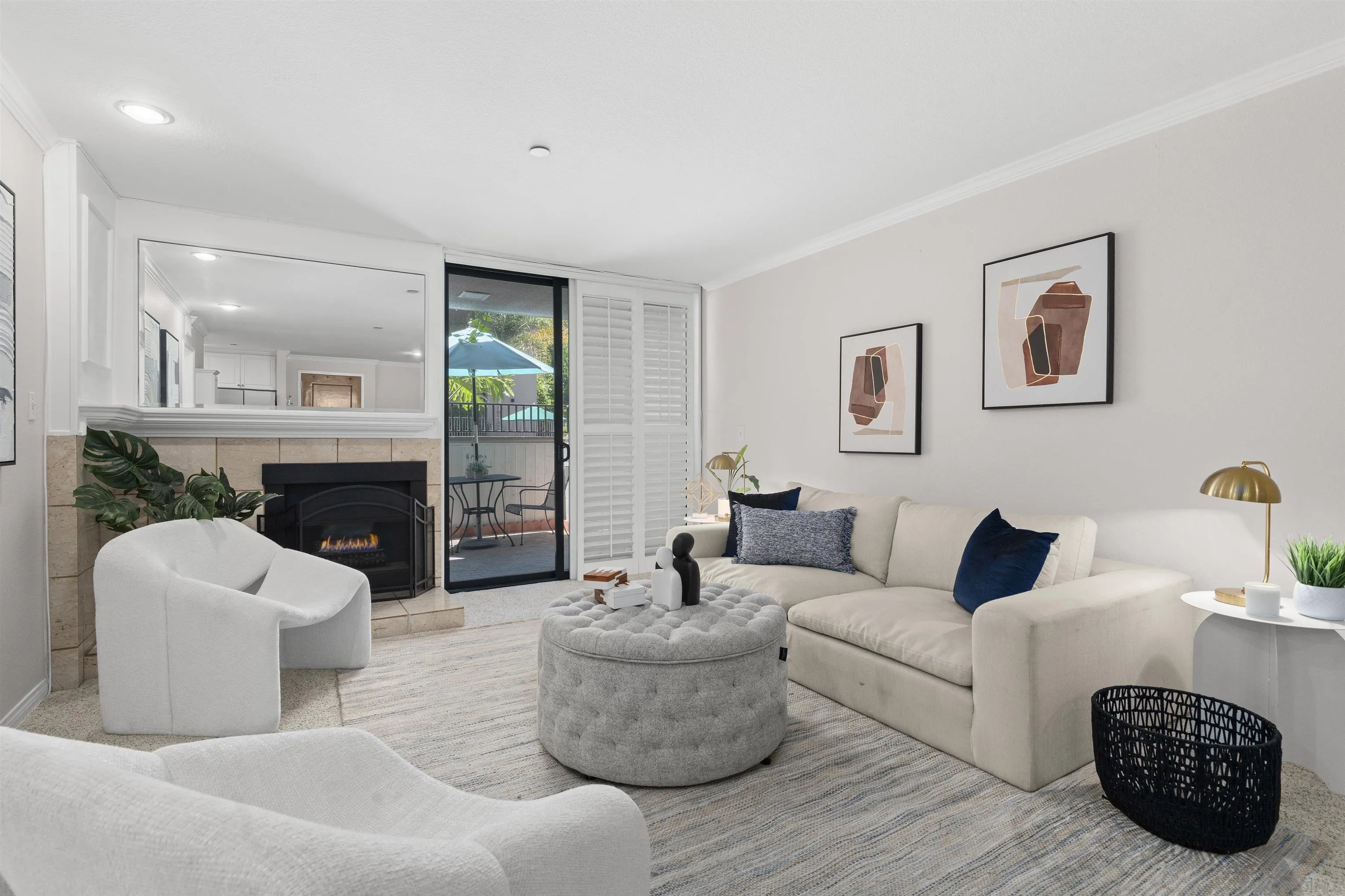 Photo #2: 250044690 Listing: Photo #2