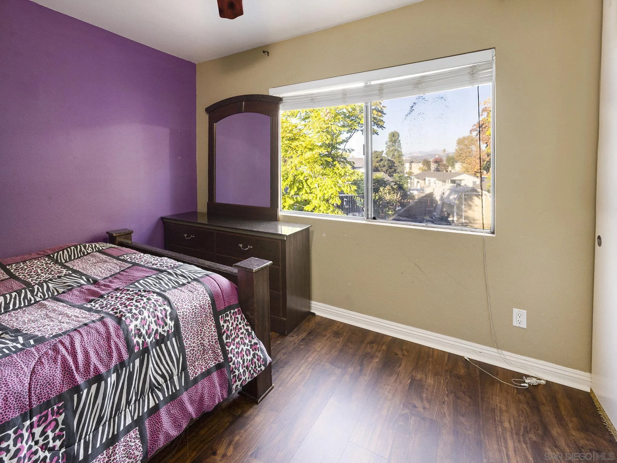 https://cdn.realtyfeed.com/cdn/127/250044723/0a8e38c73999c123f2015b92d92499b5.webp