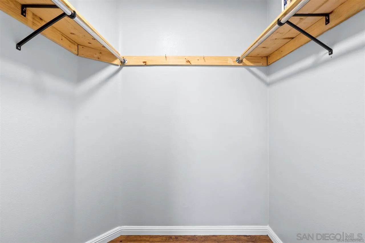 Photo #22: 250044729 Listing: Photo #22