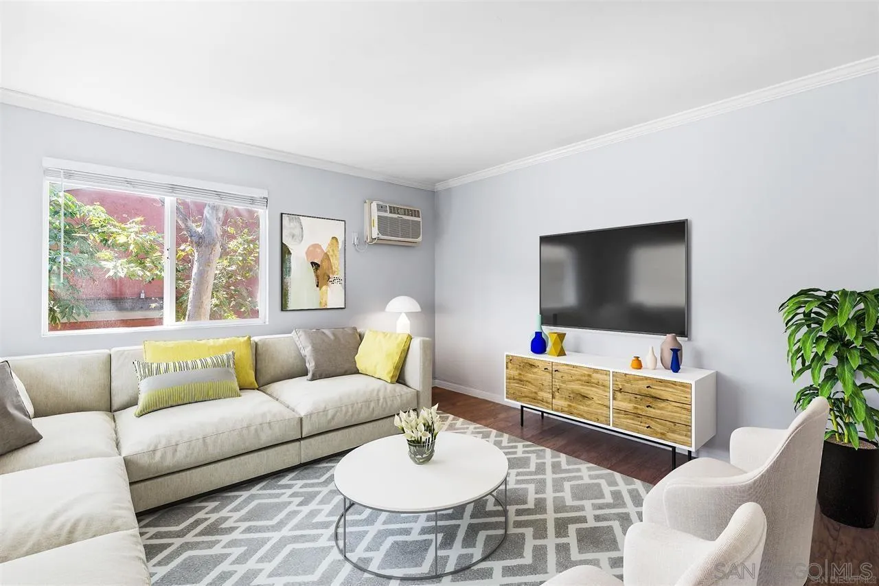 Photo #2: 250044729 Listing: Photo #2