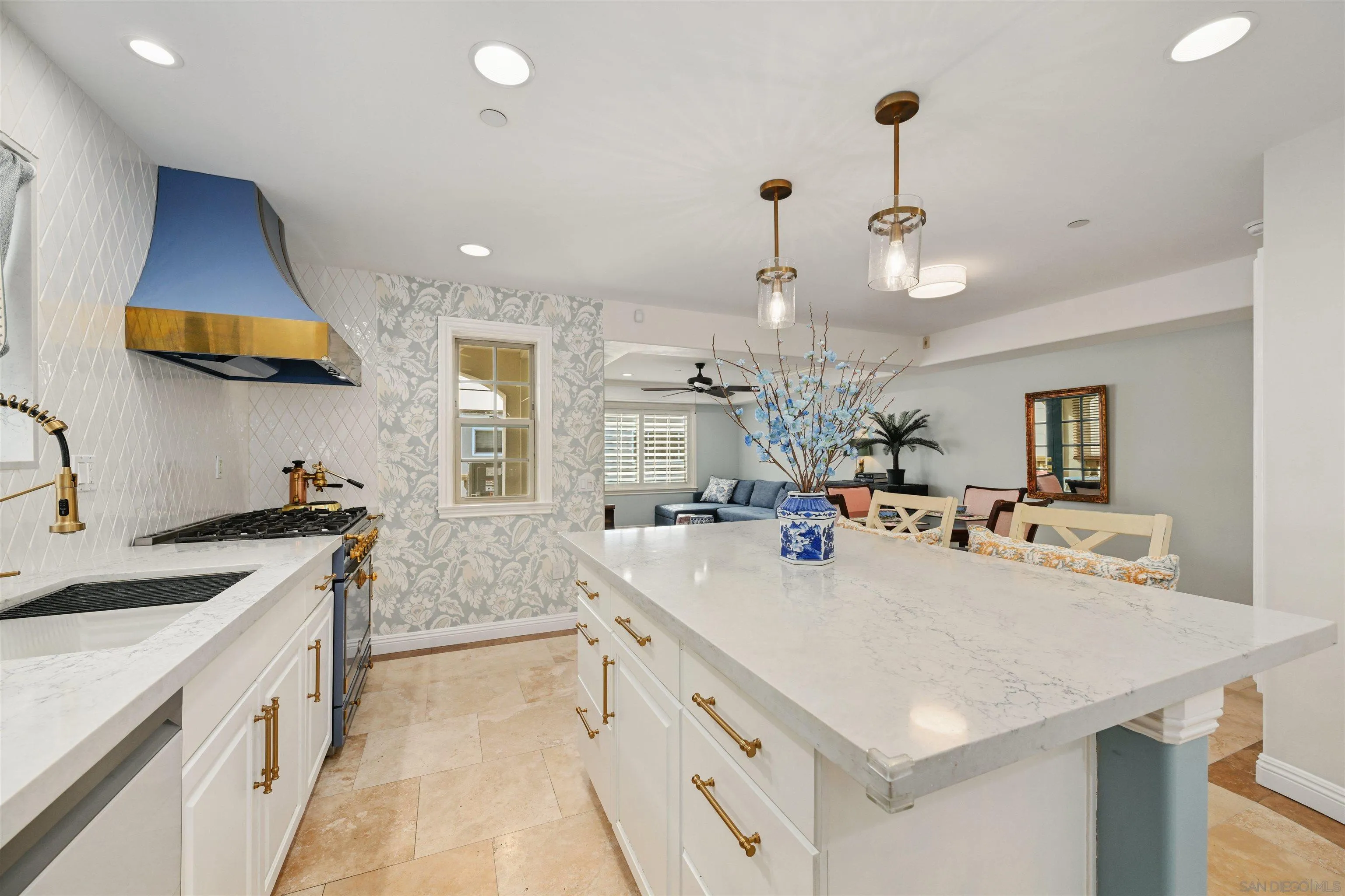 Photo #10: 250044743 Listing: Photo #10