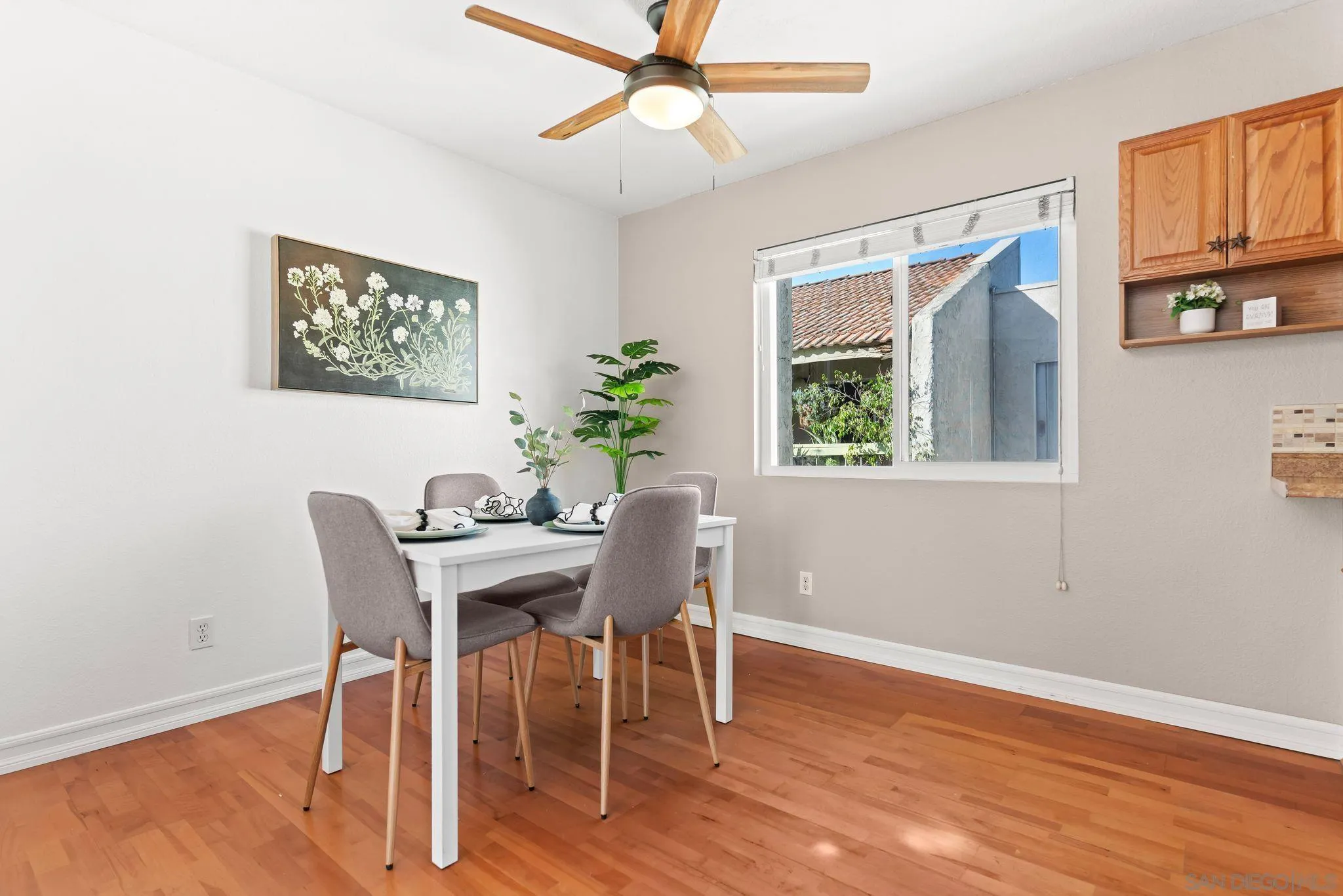 Photo #10: 250044752 Listing: Photo #10