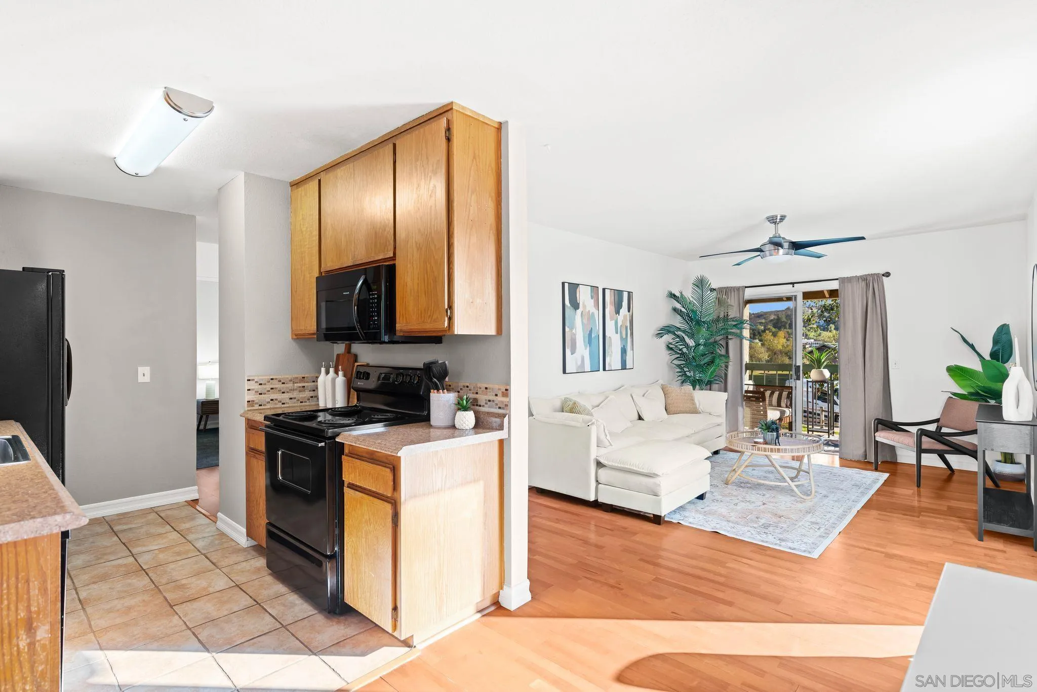 Photo #5: 250044752 Listing: Photo #5