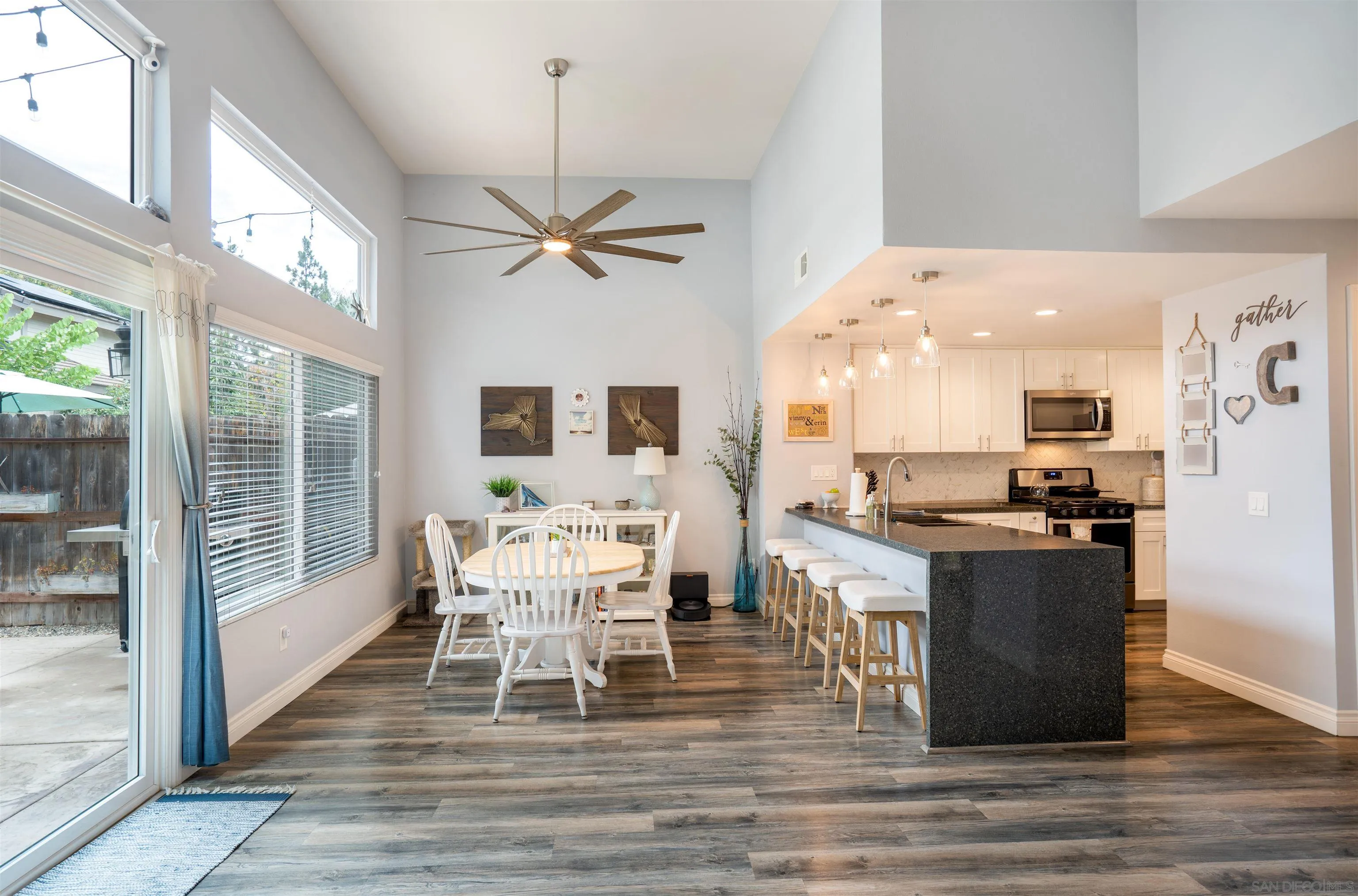 Photo #2: 250044761 Listing: Photo #2