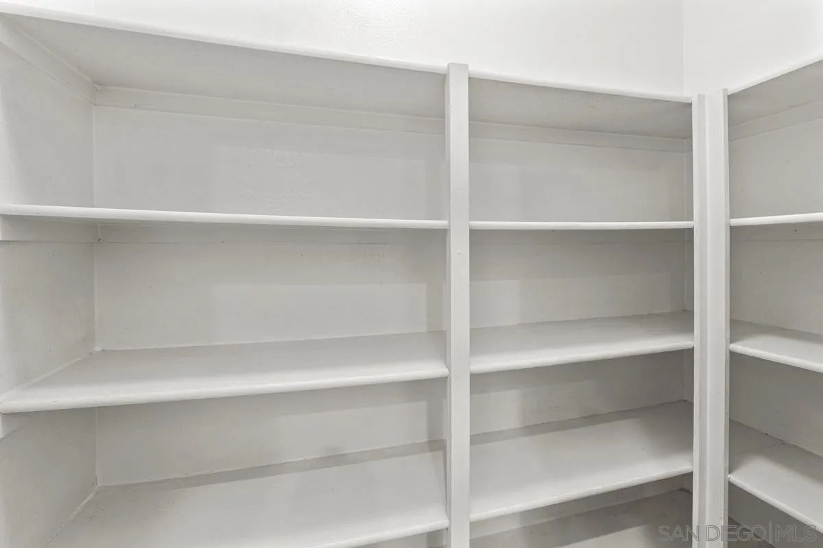 Photo #15: 250044767 Listing: Photo #15