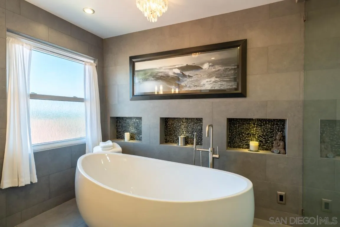 https://cdn.realtyfeed.com/cdn/127/250044775/4b14f567454bb88c6f1b96a8f895c046.webp