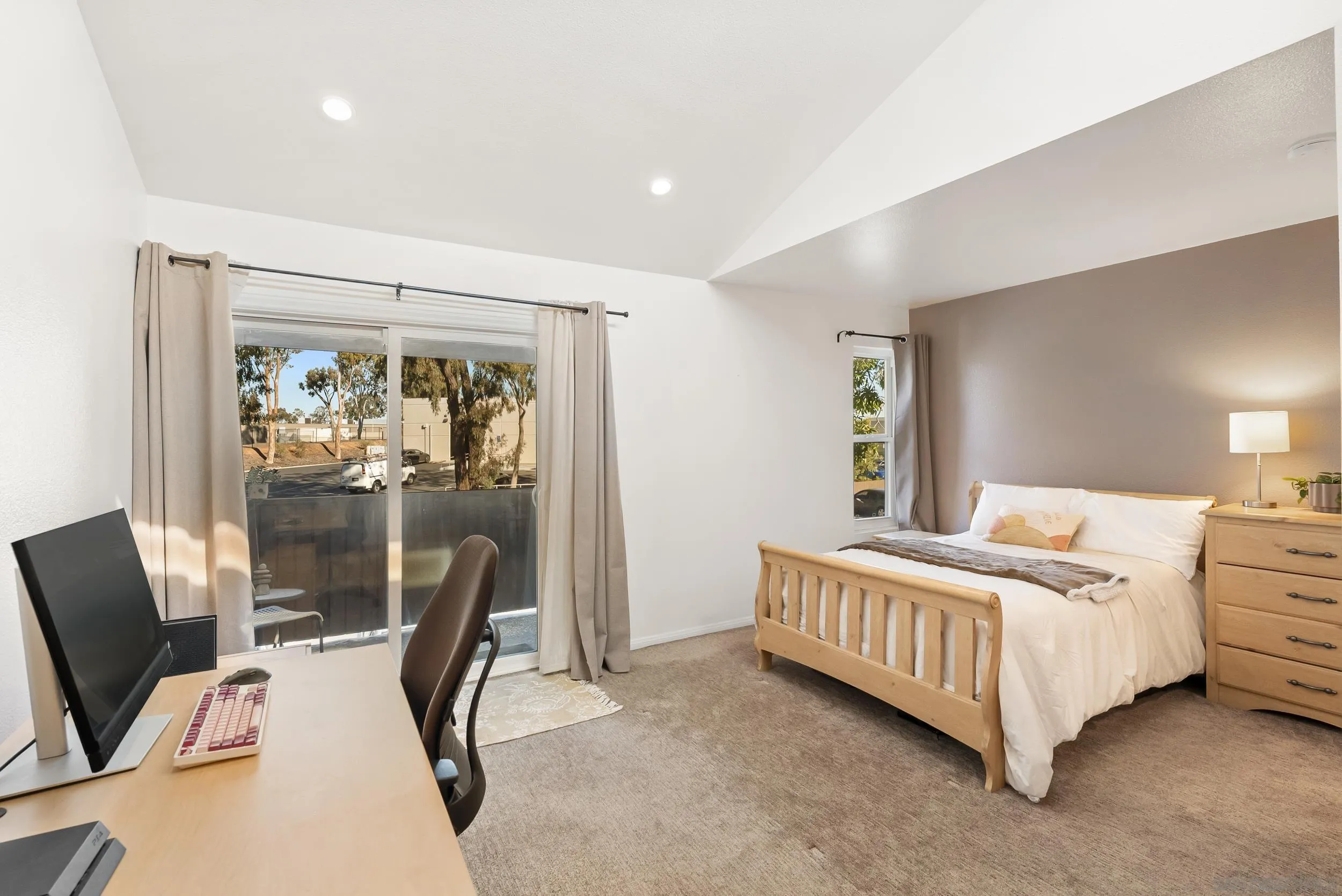 https://cdn.realtyfeed.com/cdn/127/250044789/1b5c42969ffe92aec653020f48b43da5.webp
