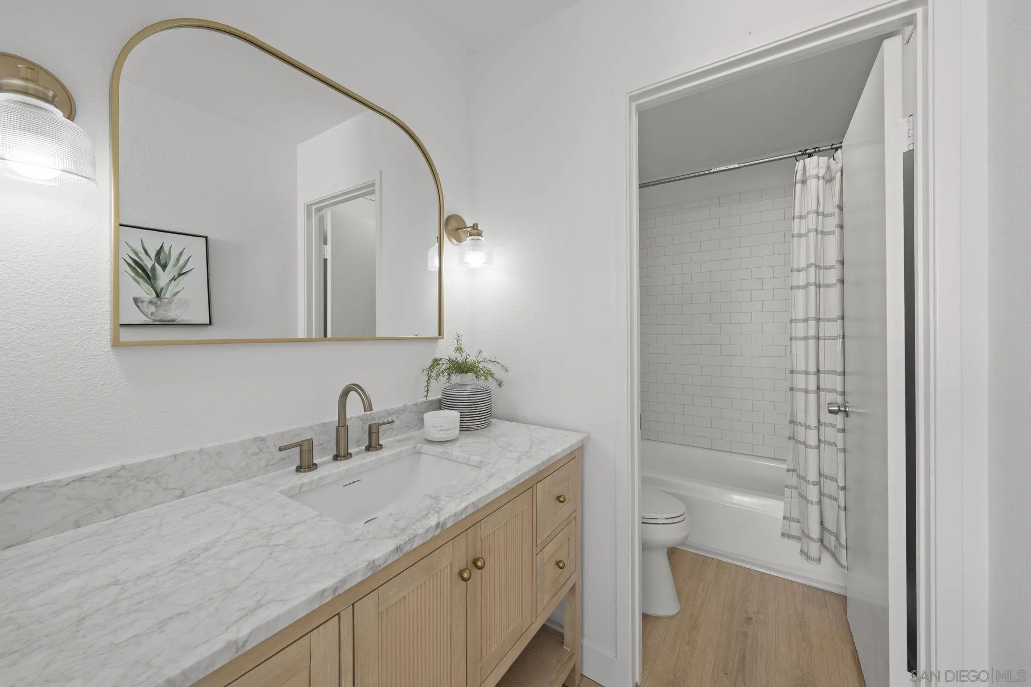 Photo #25: 250044790 Listing: Photo #25