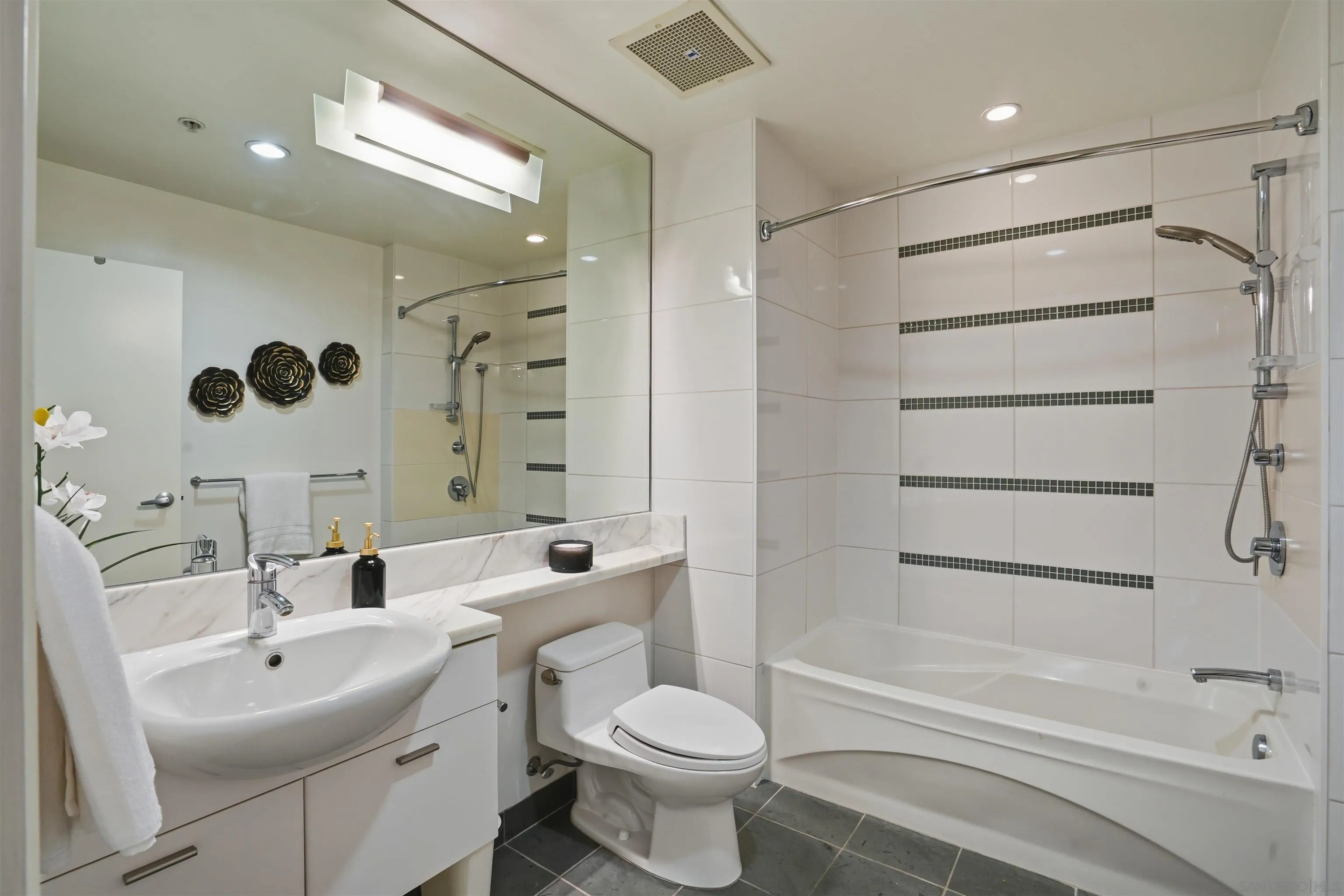 Photo #19: 250044800 Listing: Photo #19