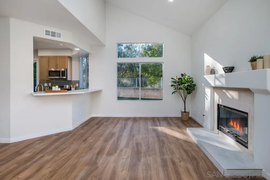 Photo #5: 250044801 Listing: Photo #5