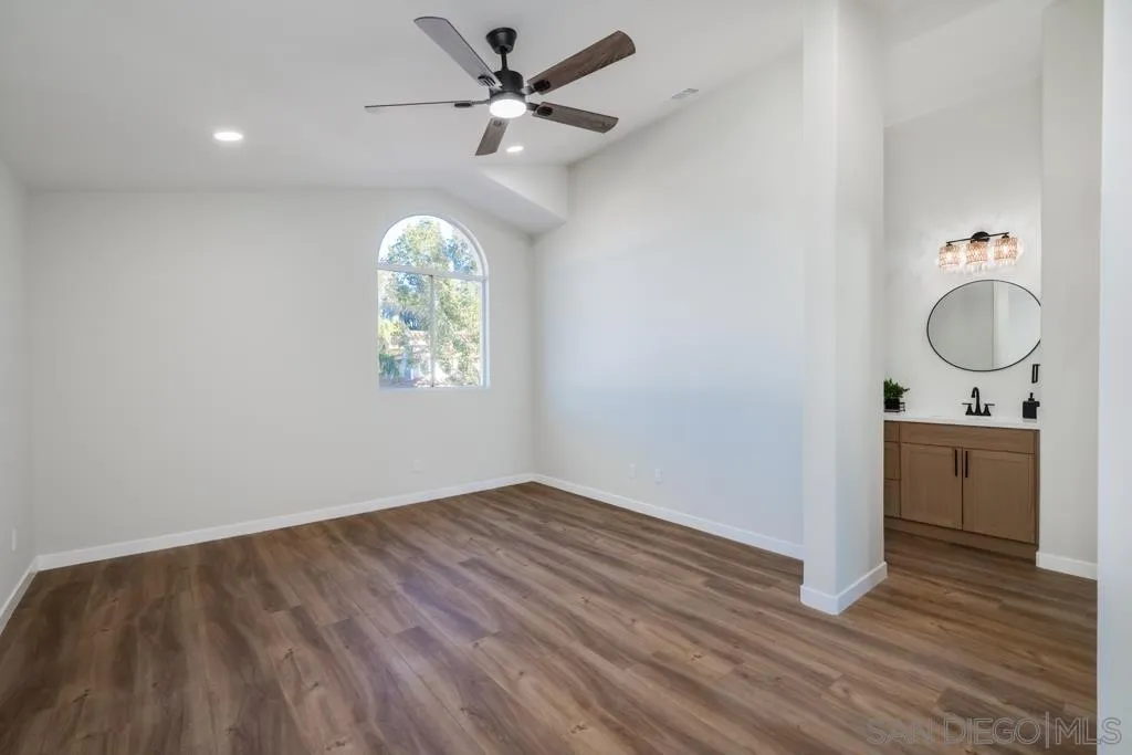 Photo #16: 250044801 Listing: Photo #16