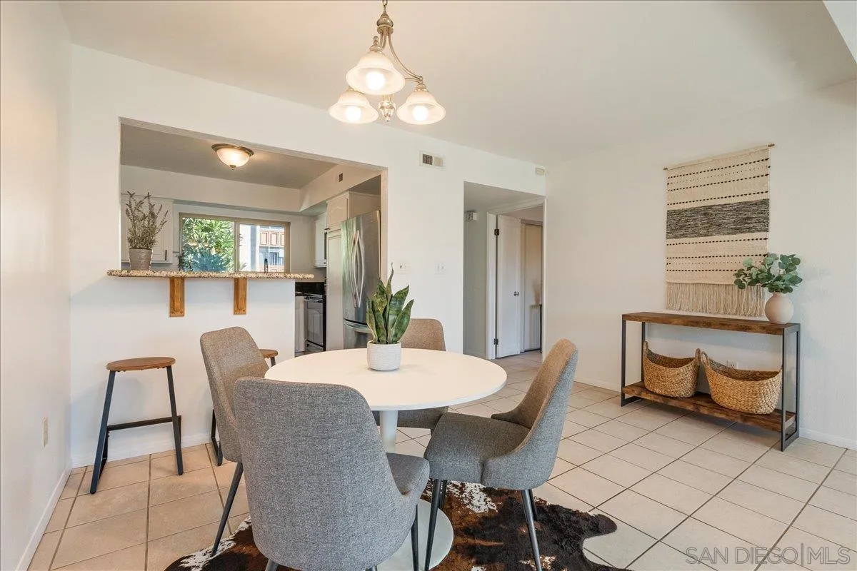 https://cdn.realtyfeed.com/cdn/127/250044808/0e7524beb765a2a6541257555231871e.webp