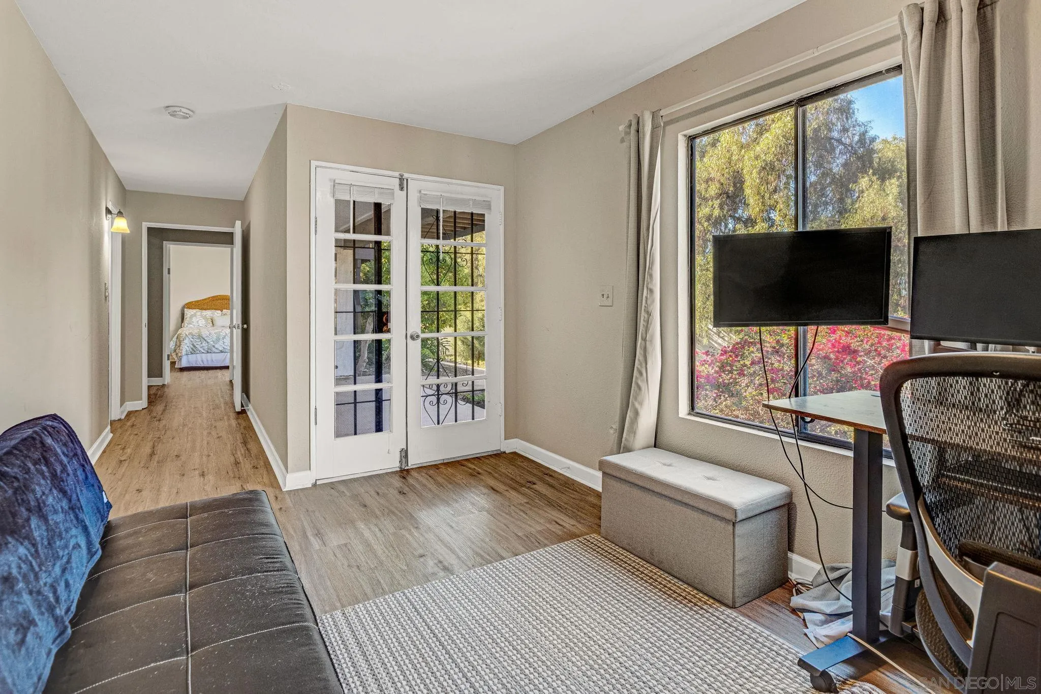 Photo #17: 250044812 Listing: Photo #17