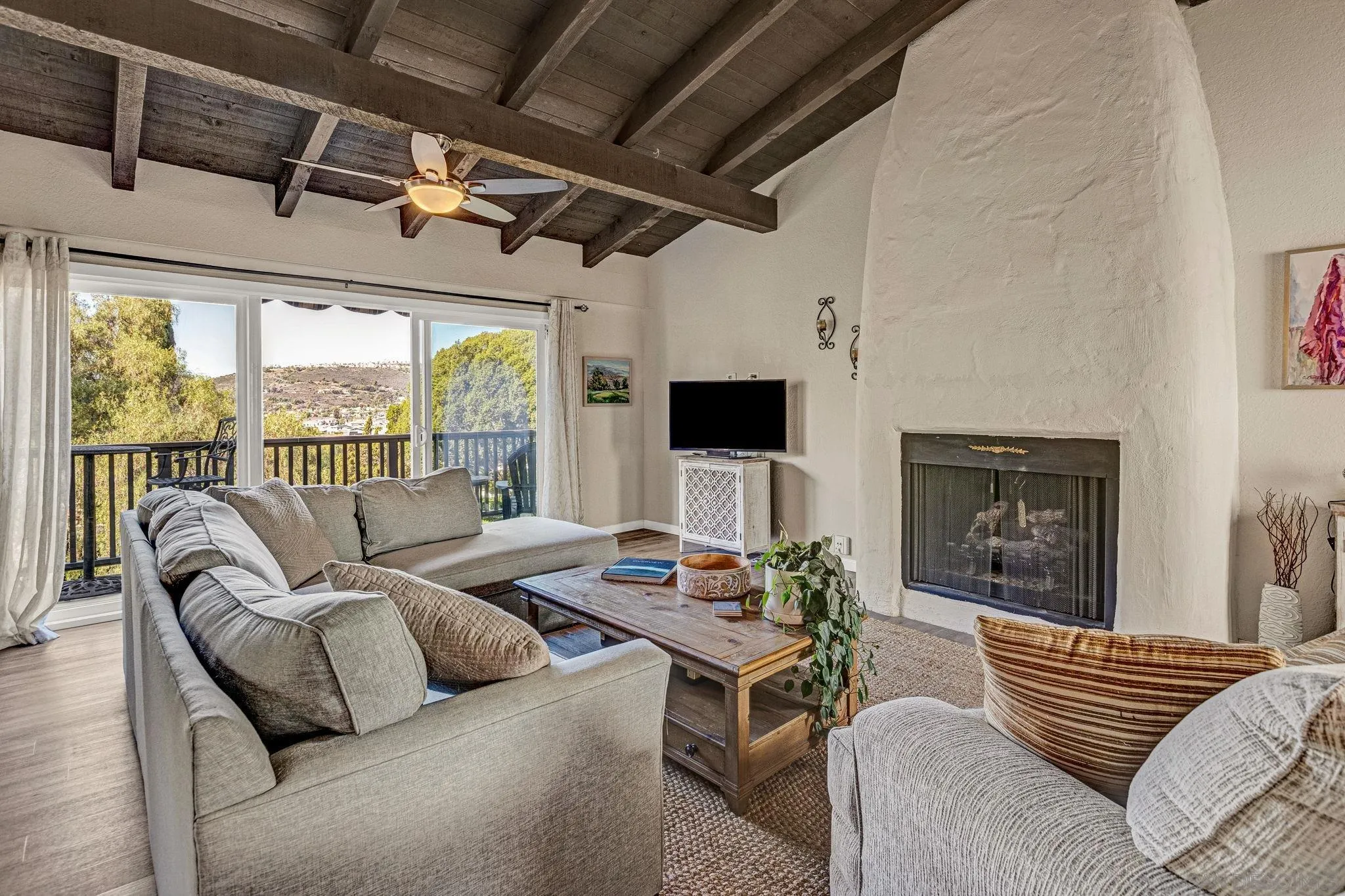 Photo #3: 250044812 Listing: Photo #3