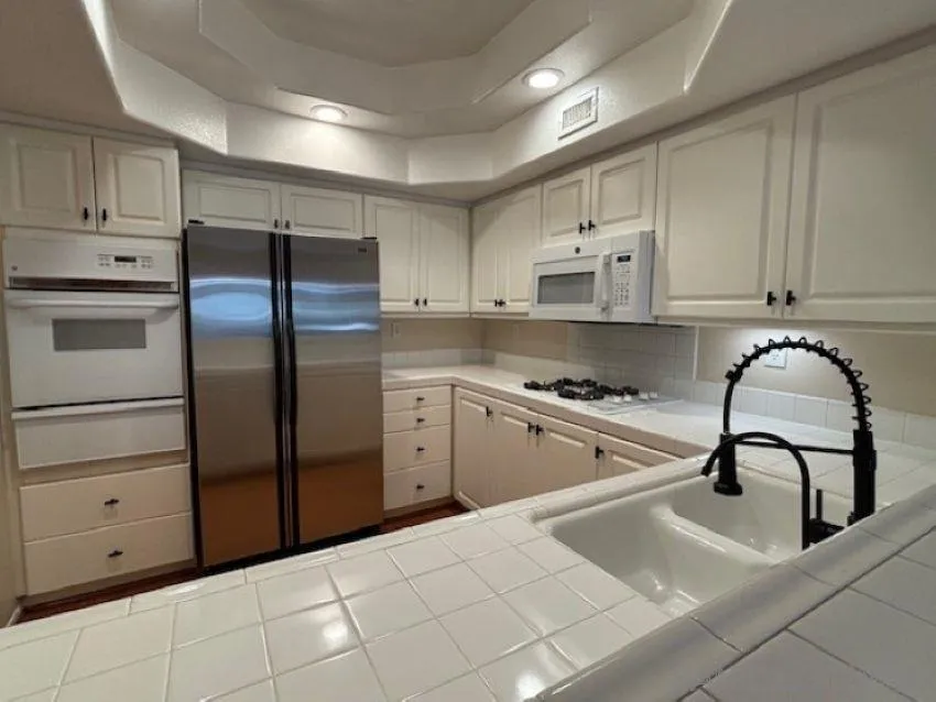 Photo #10: 250044813 Listing: Photo #10