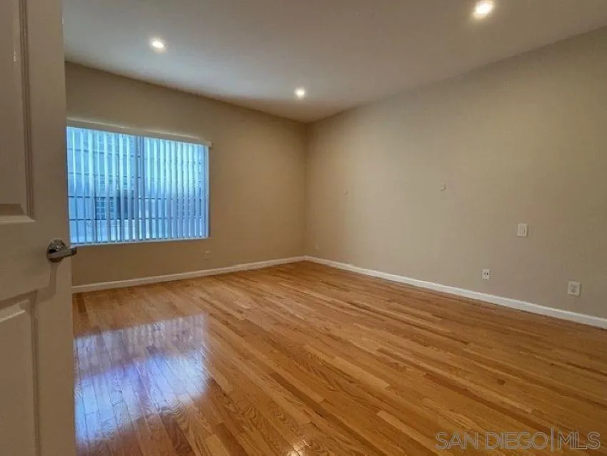 Photo #21: 250044813 Listing: Photo #21