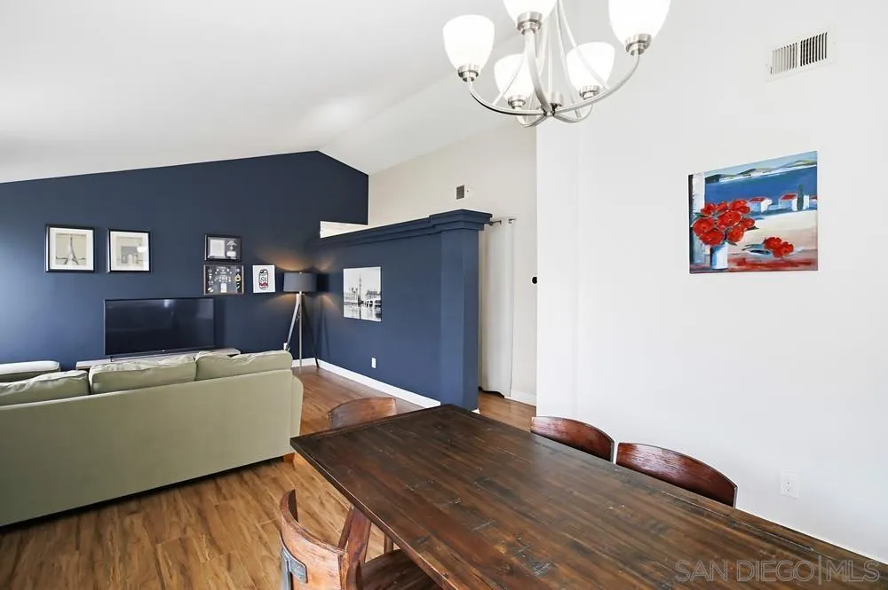 https://cdn.realtyfeed.com/cdn/127/250044815/8ded9a12e74aac871f3f9a6ad80b8ad4.webp