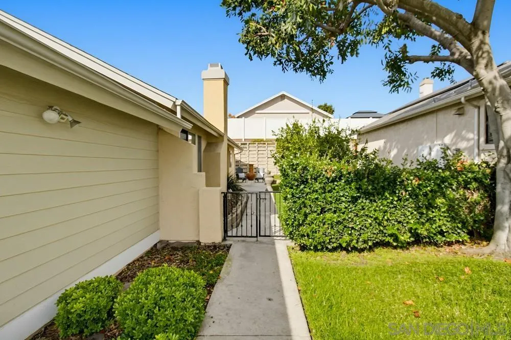 https://cdn.realtyfeed.com/cdn/127/250044815/af26a4a54e87326b17891bb8781e85a6.webp