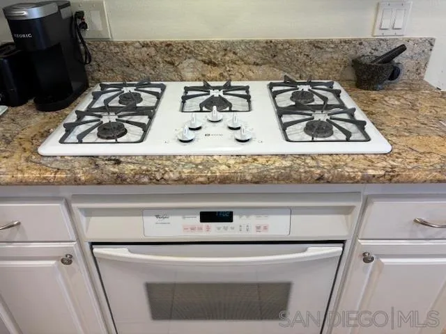 Photo #13: 250044818 Listing: Photo #13