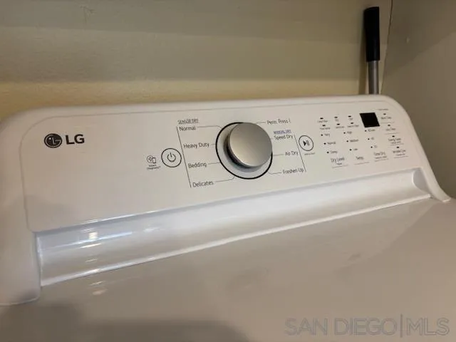 Photo #19: 250044818 Listing: Photo #19