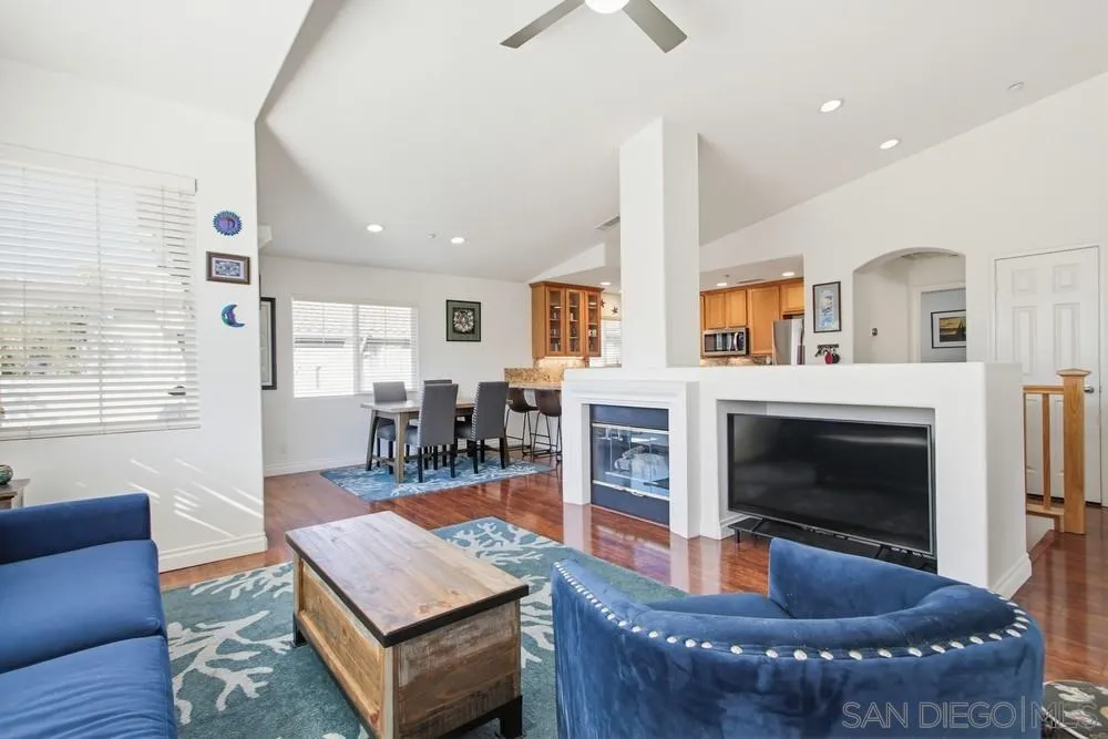 Photo #6: 250044835 Listing: Photo #6