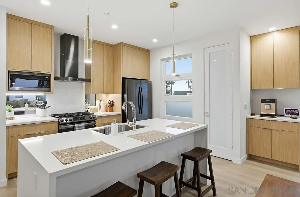 Photo #16: 250044842 Listing: Photo #16