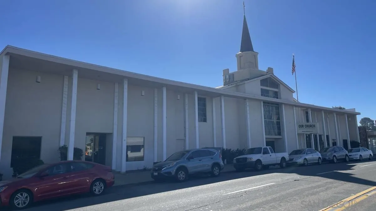 8809 La Mesa Blvd., La Mesa, CA, 91942