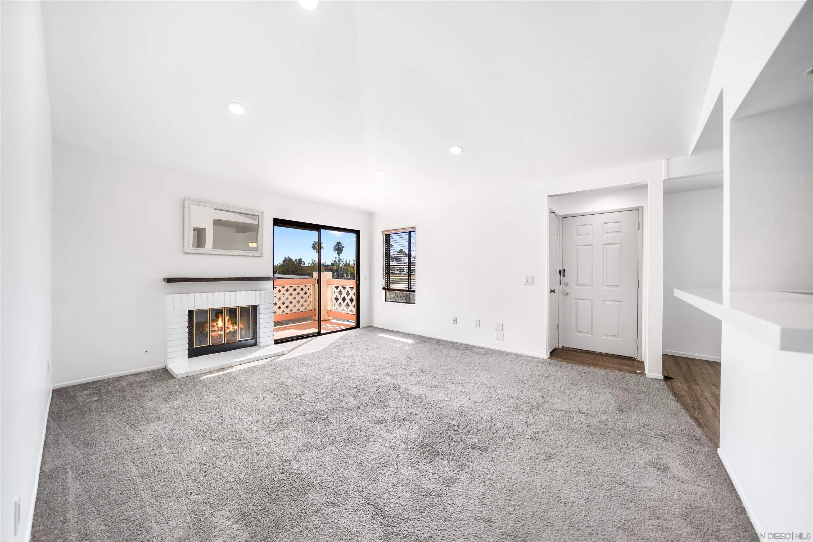 Photo #8: 250044860 Listing: Photo #8