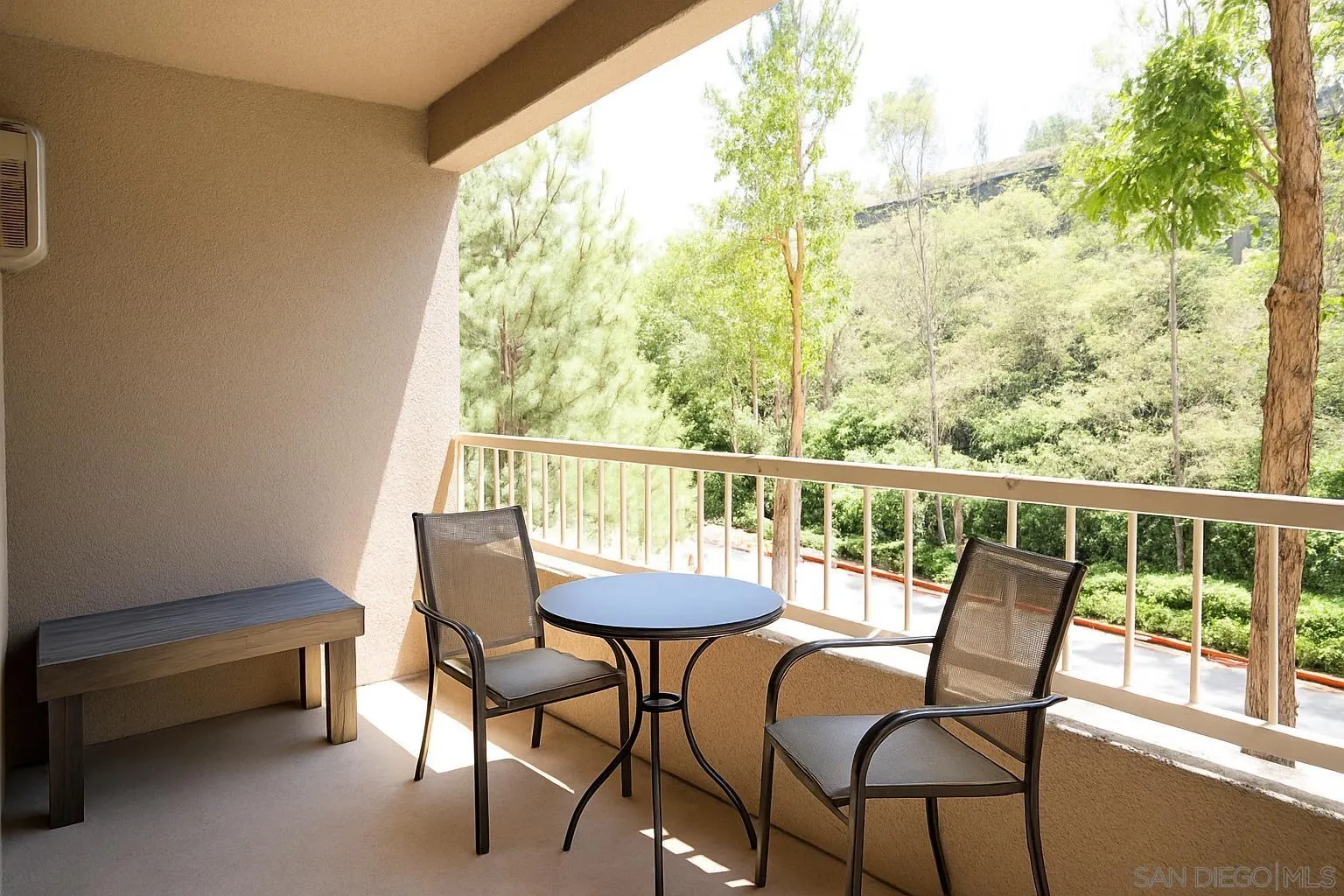 Photo #5: 250044869 Listing: Photo #5