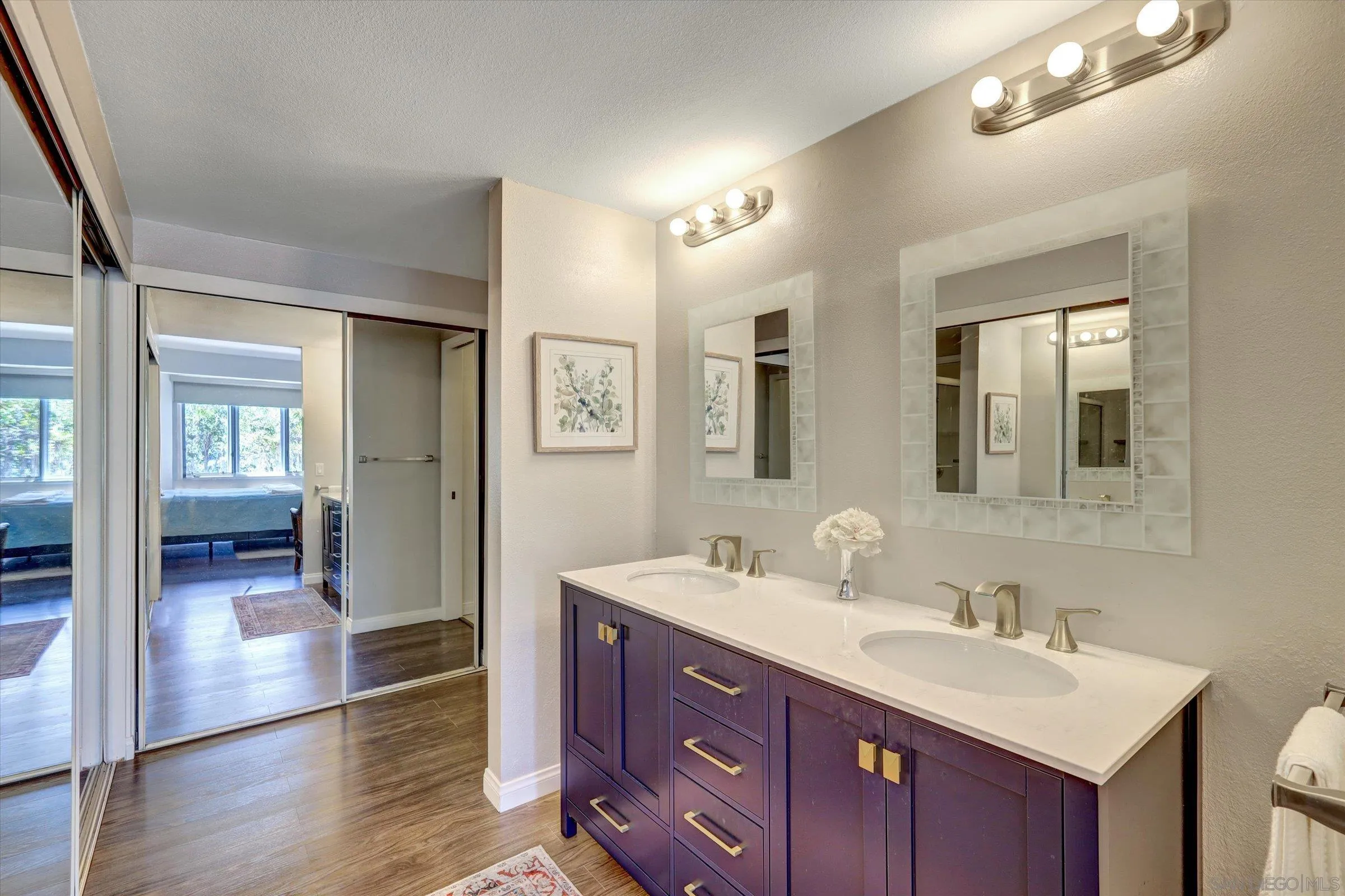 Photo #12: 250044873 Listing: Photo #12