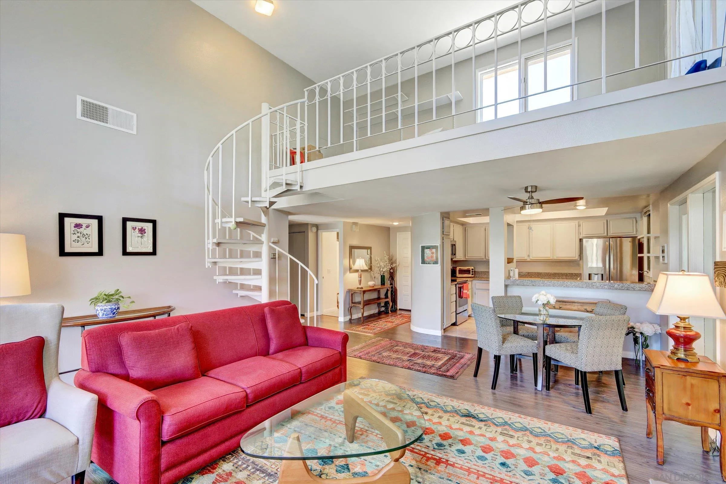 Photo #7: 250044873 Listing: Photo #7