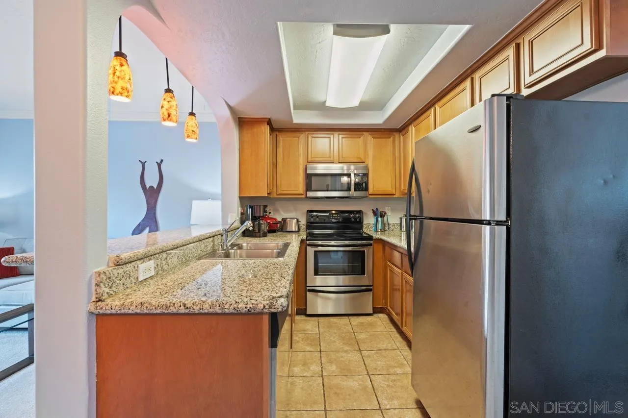 Photo #8: 250044874 Listing: Photo #8