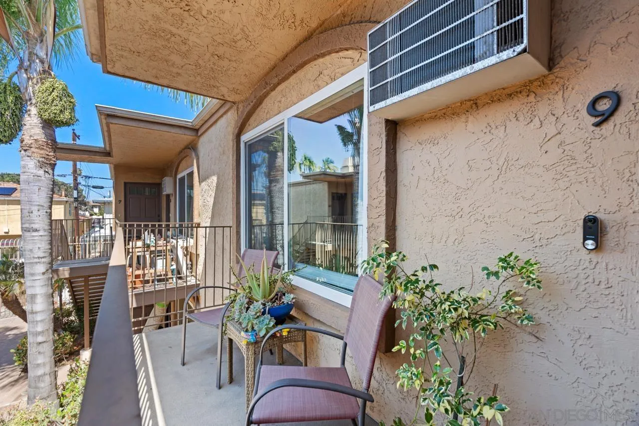 https://cdn.realtyfeed.com/cdn/127/250044874/b972f7cbc4224e8ac6f264863e9ec199.webp