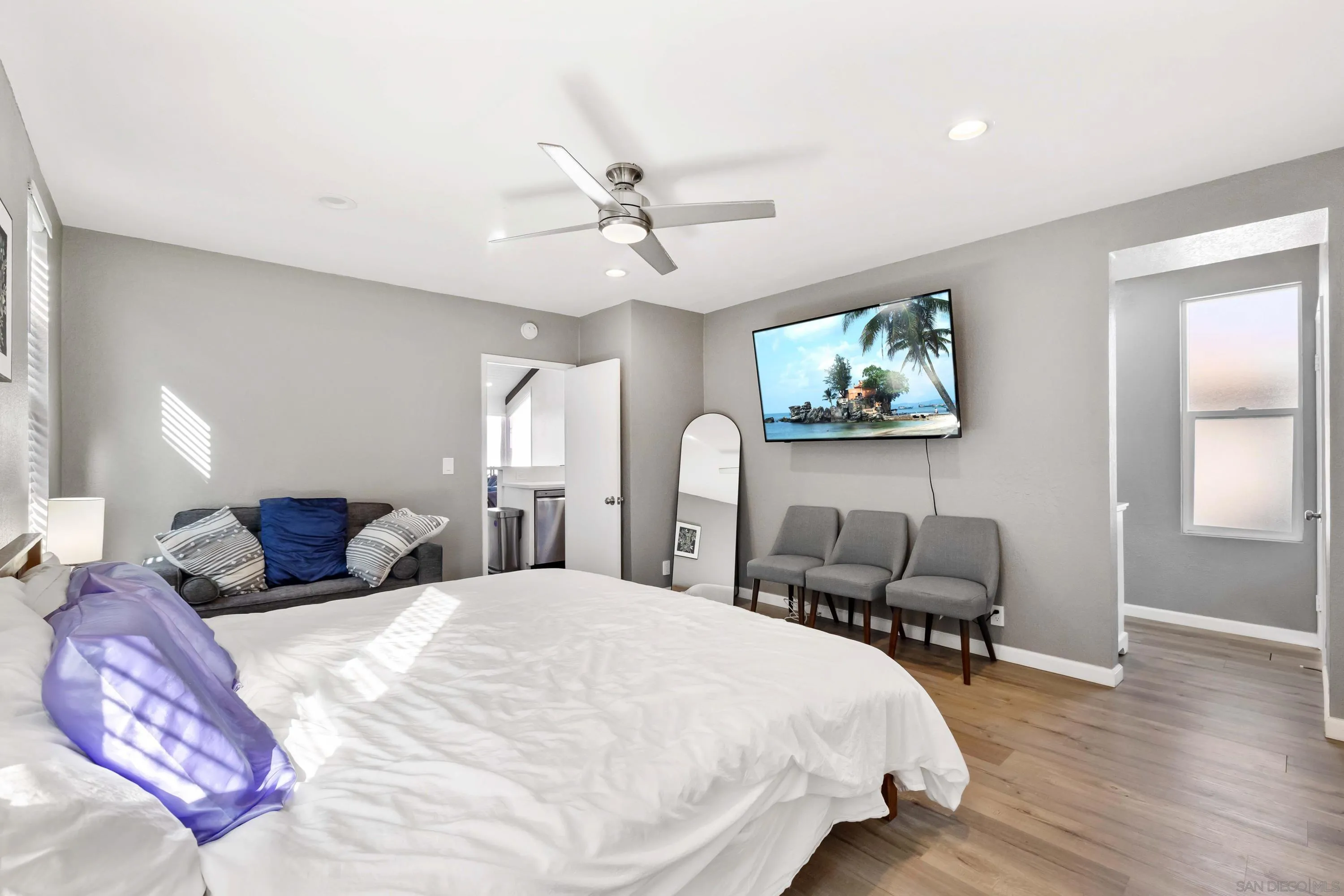 https://cdn.realtyfeed.com/cdn/127/250044887/149b1c734c1d694d2e7da82424b37044.webp