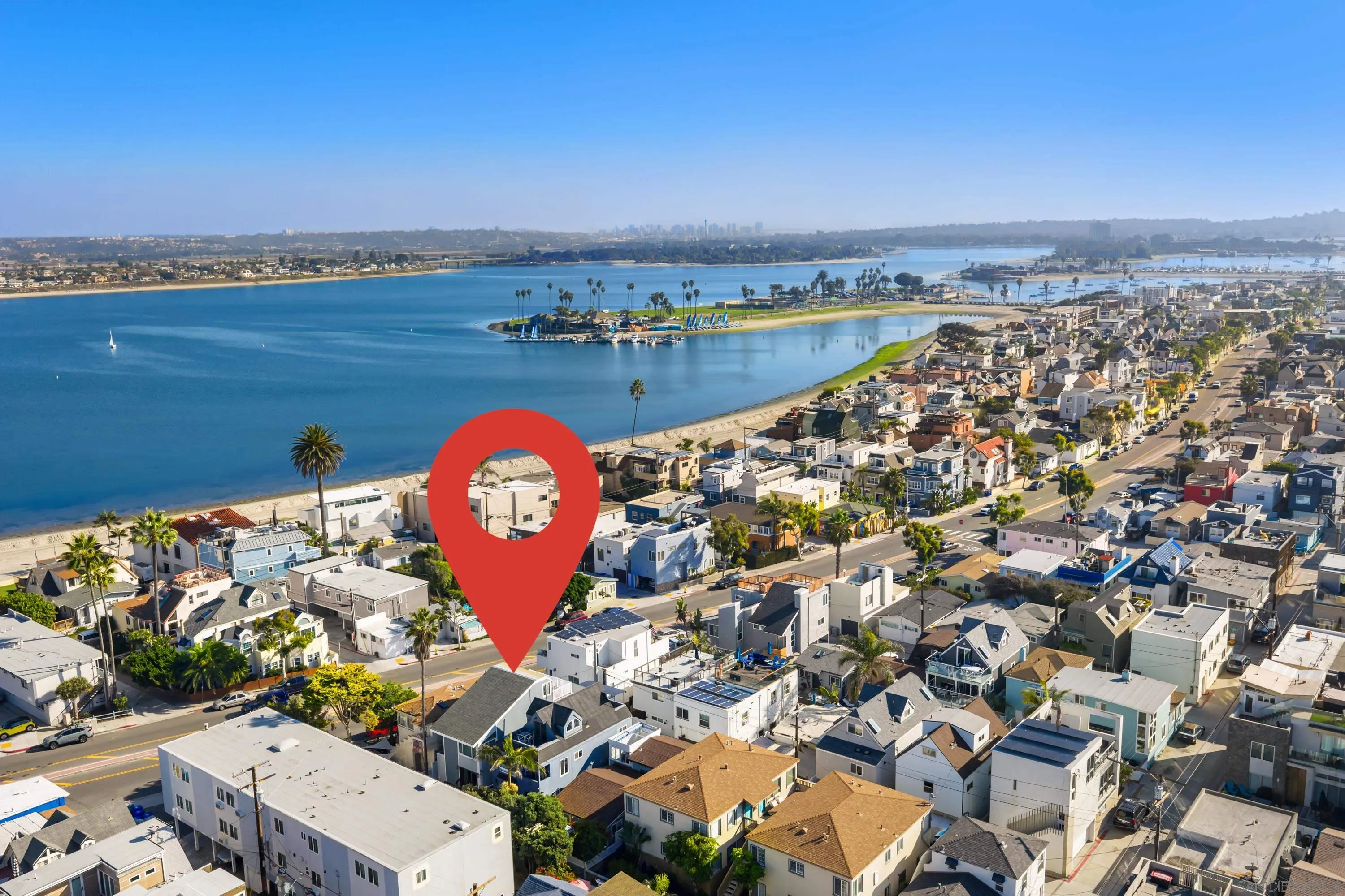 https://cdn.realtyfeed.com/cdn/127/250044887/3148cb621945a43d14e9ae17463e25c2.webp