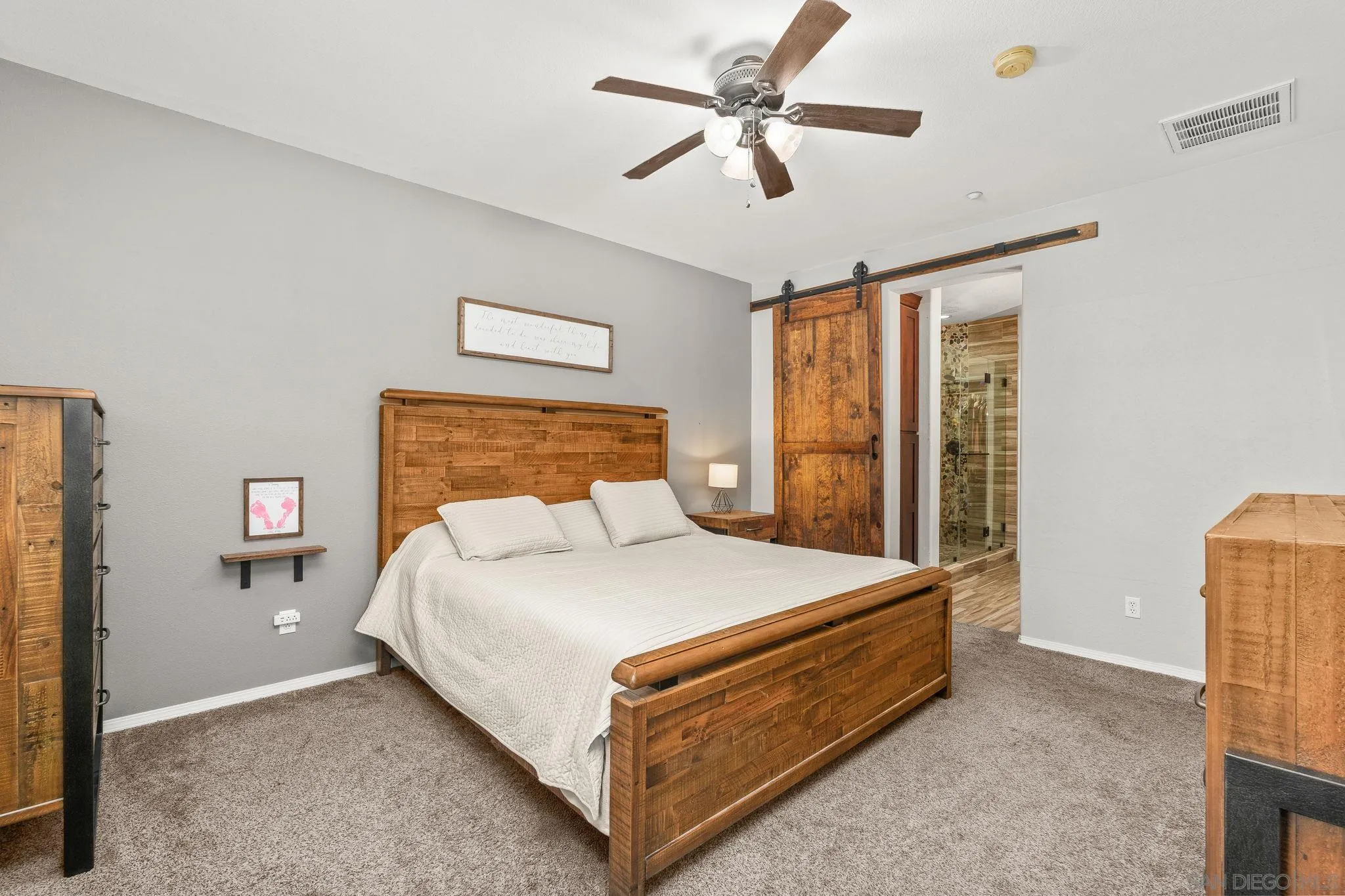 Photo #12: 250044891 Listing: Photo #12