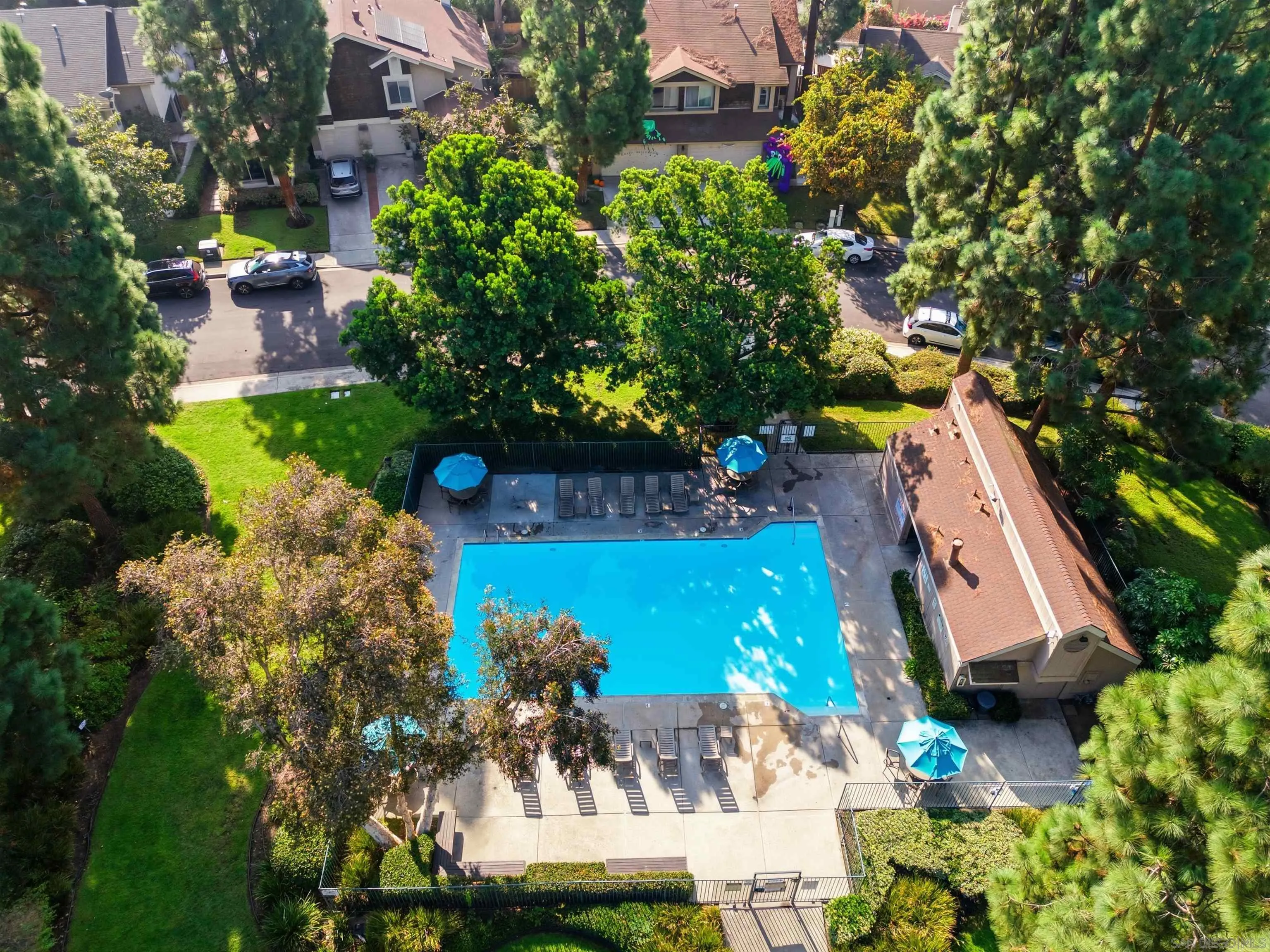 https://cdn.realtyfeed.com/cdn/127/250044925/0e2830c763815aeee25f815ab60ee19b.webp
