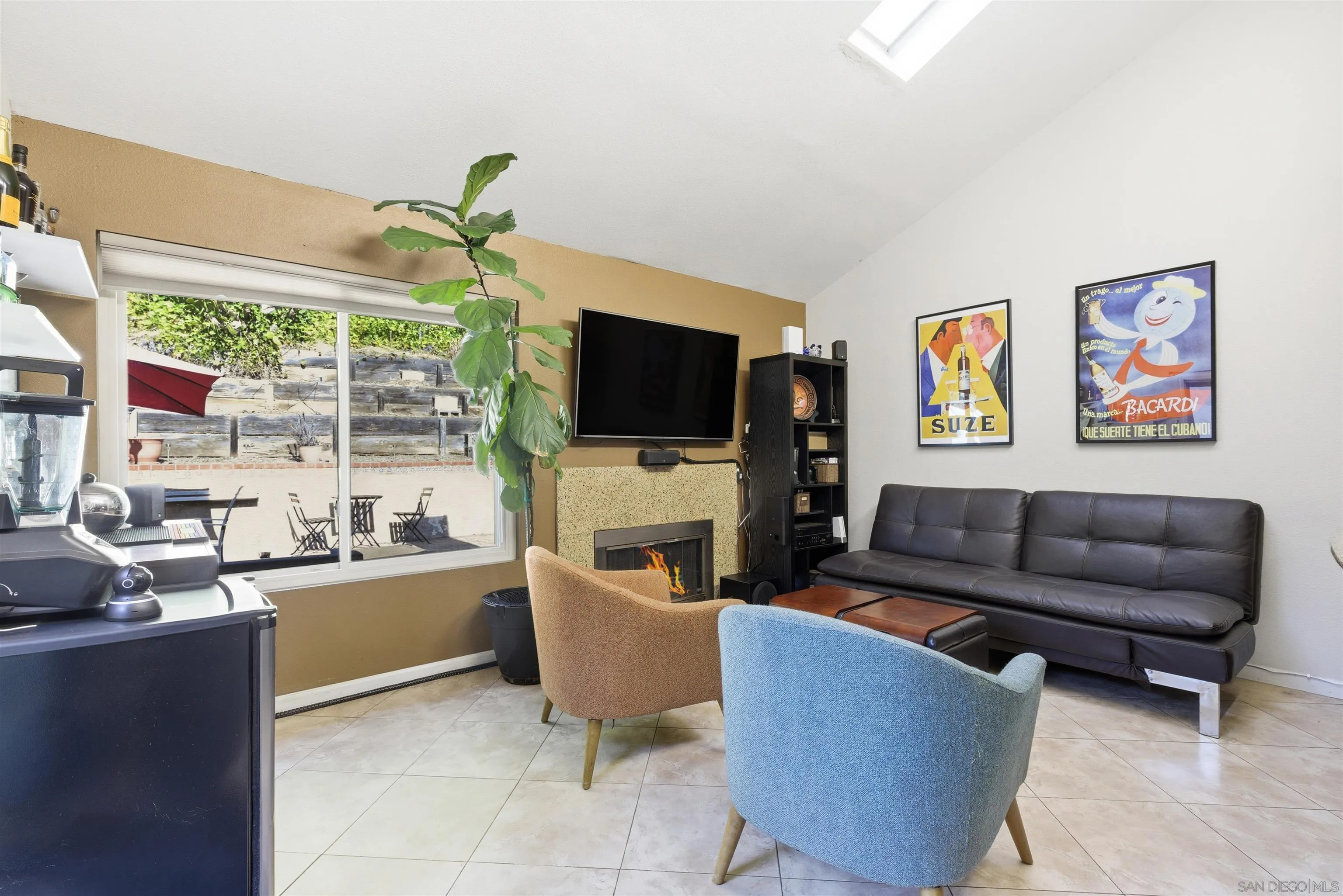 https://cdn.realtyfeed.com/cdn/127/250044925/16ae292d537b5be3d4cad964b98253ce.webp