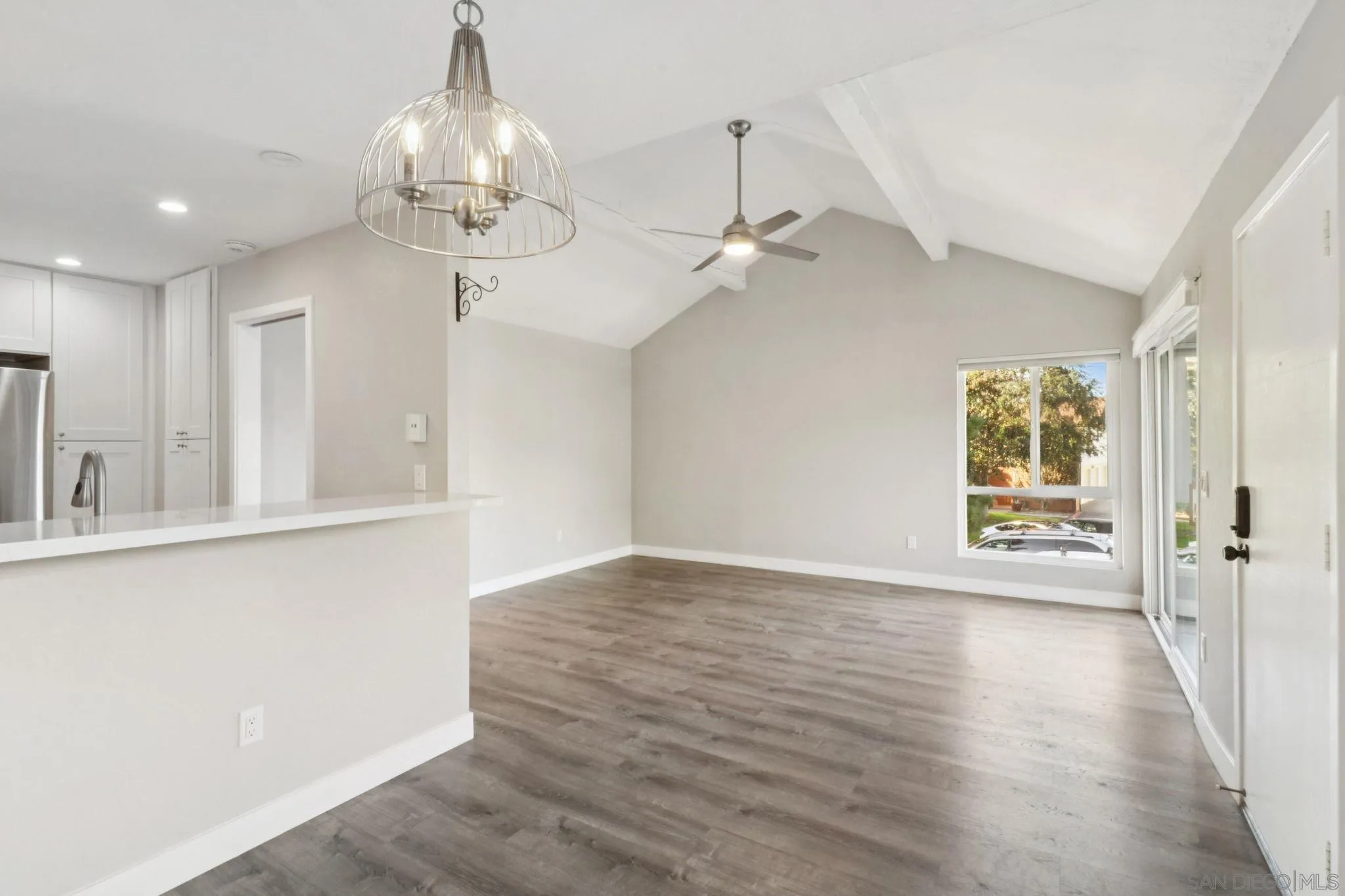 Photo #14: 250044929 Listing: Photo #14