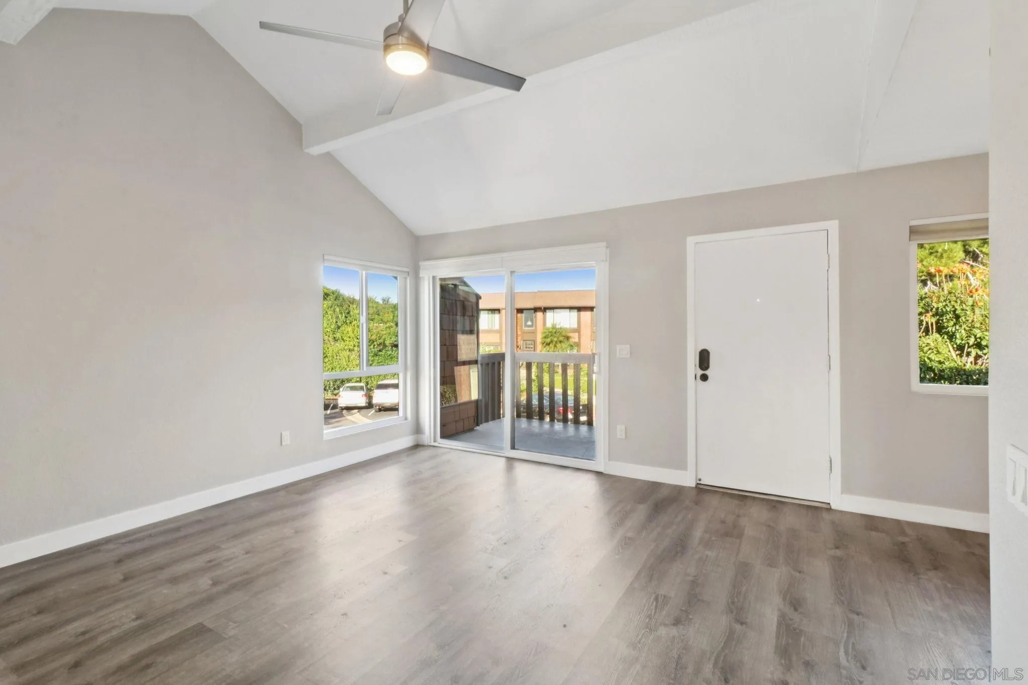 Photo #10: 250044929 Listing: Photo #10