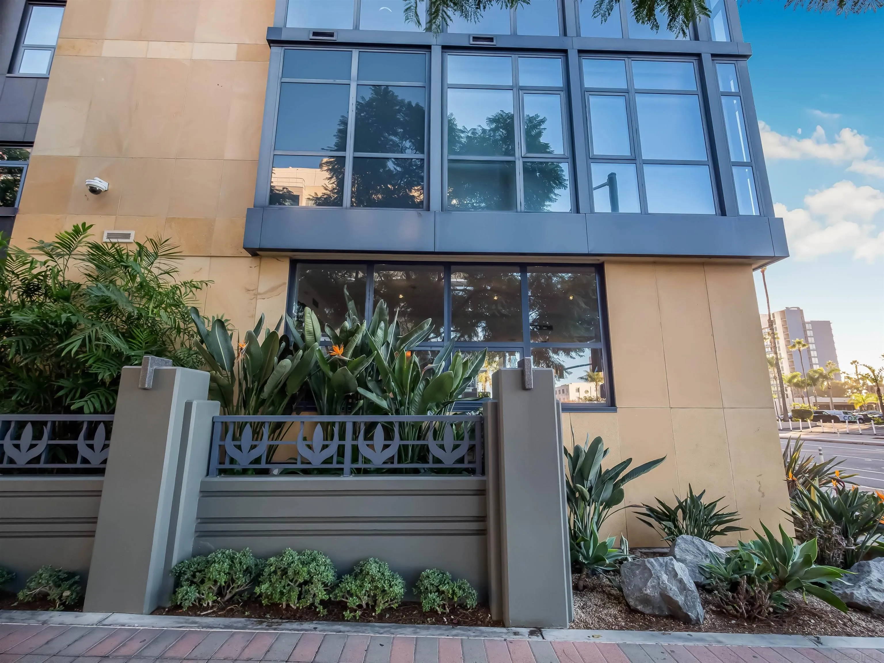 https://cdn.realtyfeed.com/cdn/127/250044935/c2de8e83d5ba7b17148804128606175b.webp