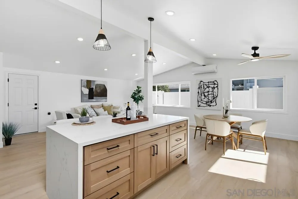 https://cdn.realtyfeed.com/cdn/127/250044936/c73c1dae0a9f2fd57193745310032516.webp
