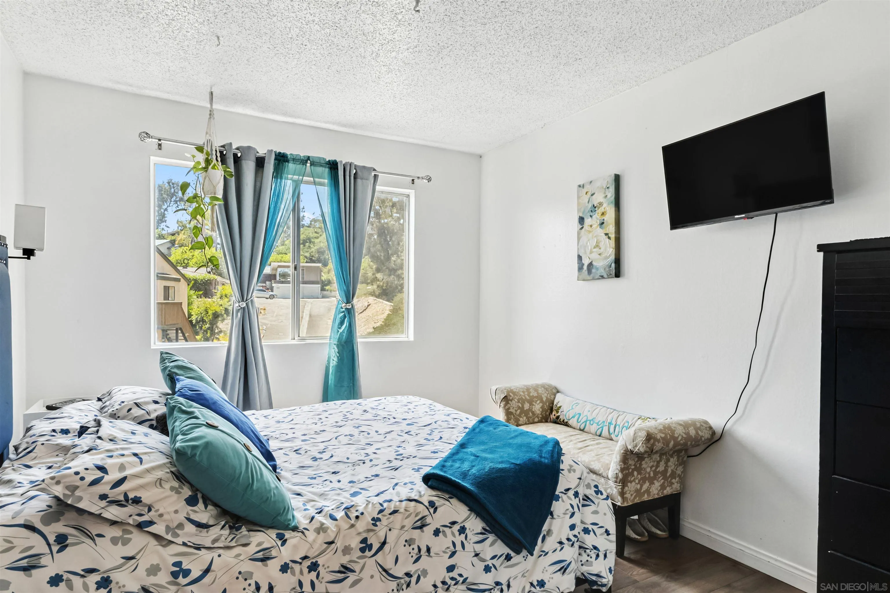 Photo #16: 250044941 Listing: Photo #16