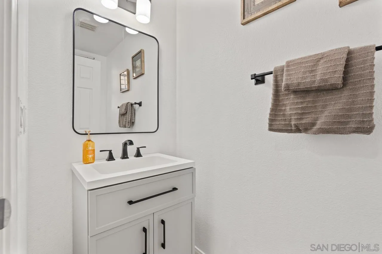 Photo #6: 250044944 Listing: Photo #6