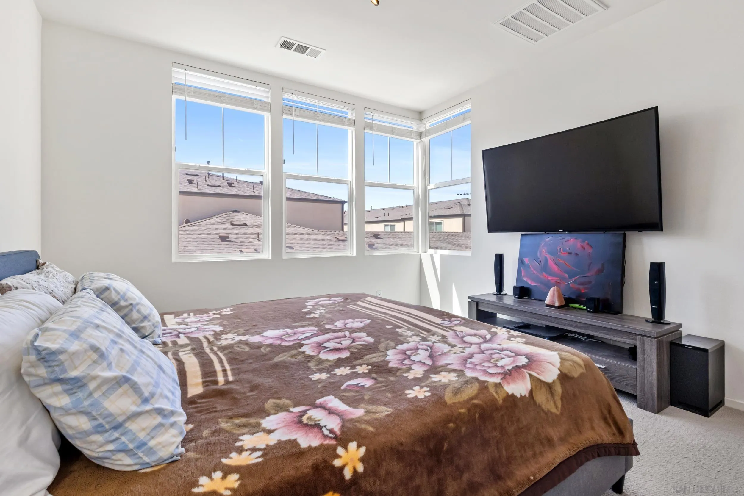 Photo #22: 250044945 Listing: Photo #22