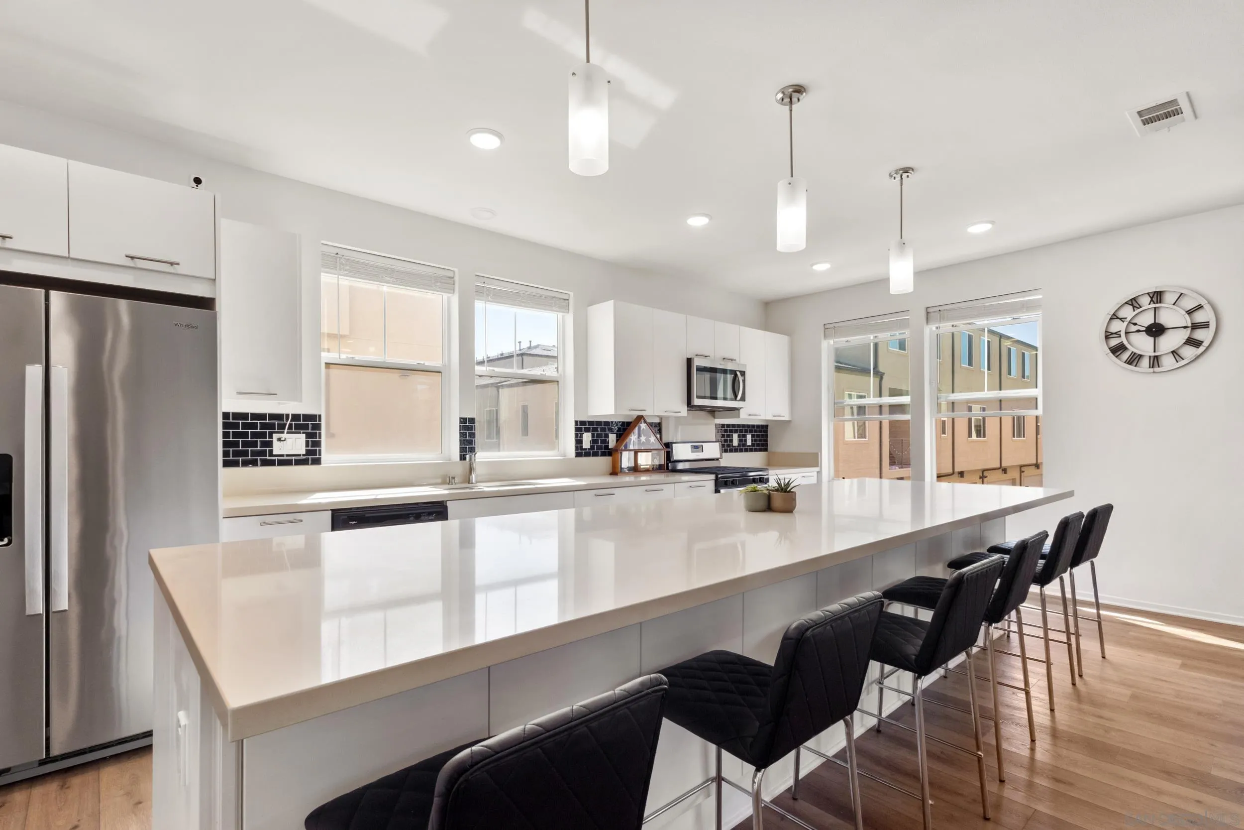 Photo #7: 250044945 Listing: Photo #7