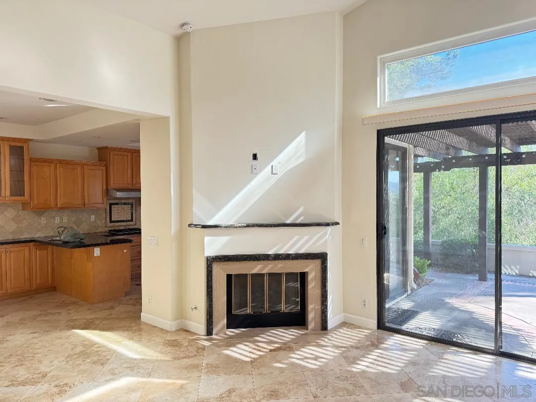 Photo #11: 250044946 Listing: Photo #11