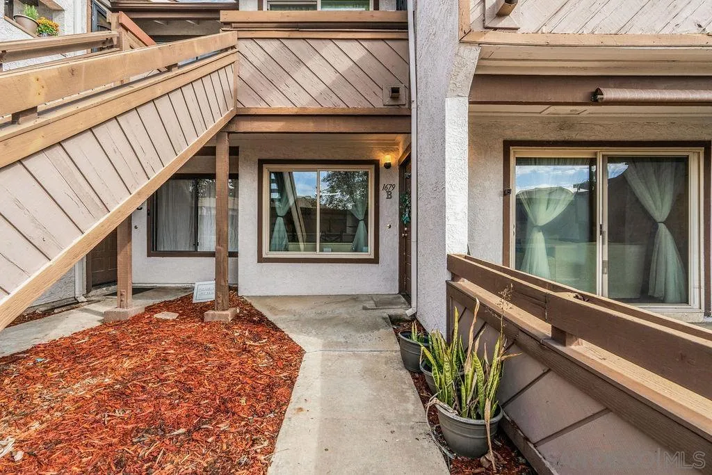 Photo #3: 250044949 Listing: Photo #3